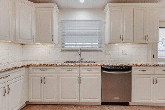 Building Photo - 22618 Dabney Manor Ln