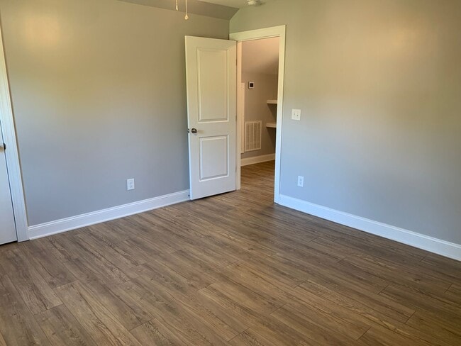 Building Photo - Charming Home with Large Backyard Near Rad...