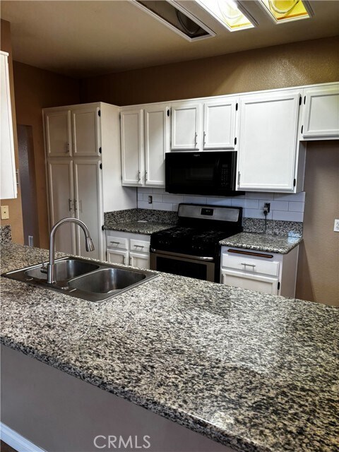 Building Photo - 12533 Loma Verde Dr