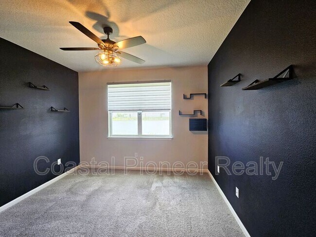 Building Photo - 19403 Blue Pond Dr