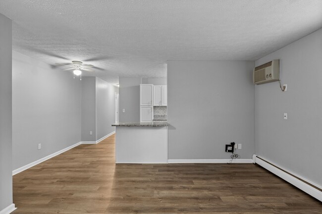 Modern Open-Concept Living Area - The Courtyard of Oakley