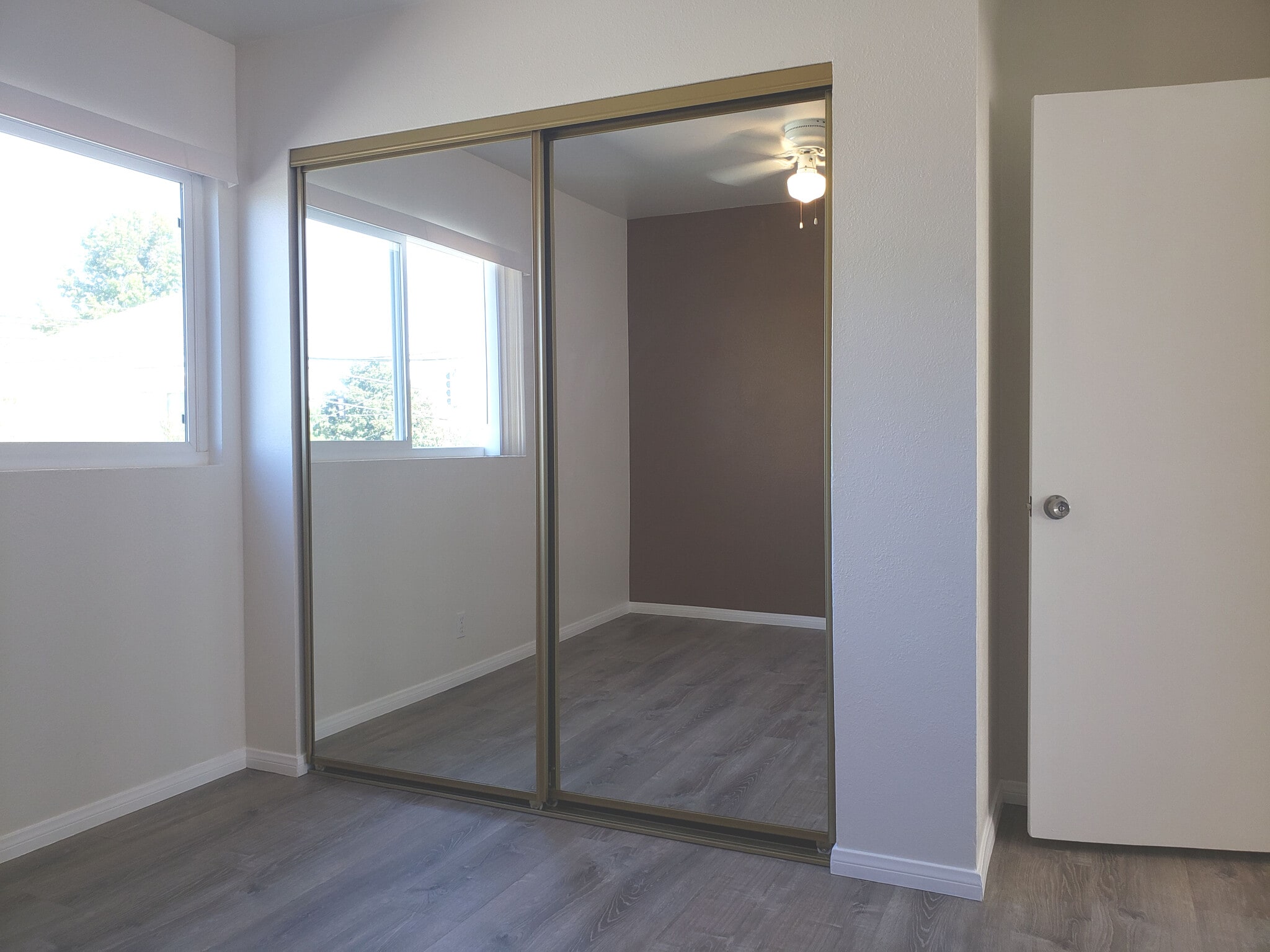 Building Photo - 1261 Victor St