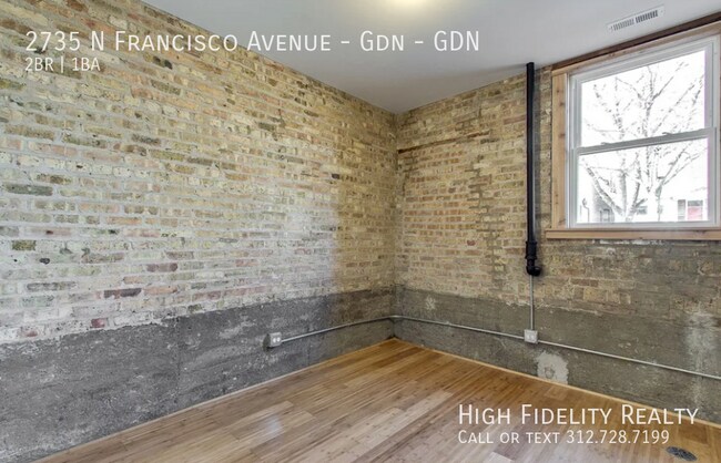 Building Photo - 2735 N Francisco Ave