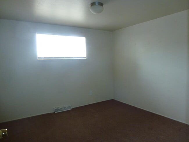 Building Photo - 7625 W 61st Ave