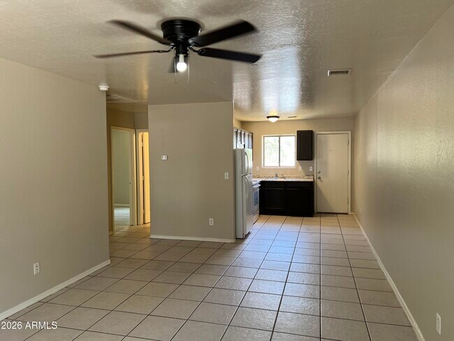 Building Photo - 4015 N Estrella Rd
