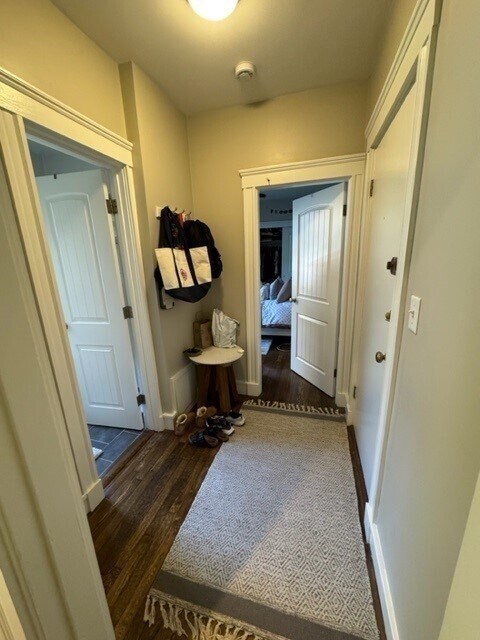 Building Photo - 64 Queensberry St