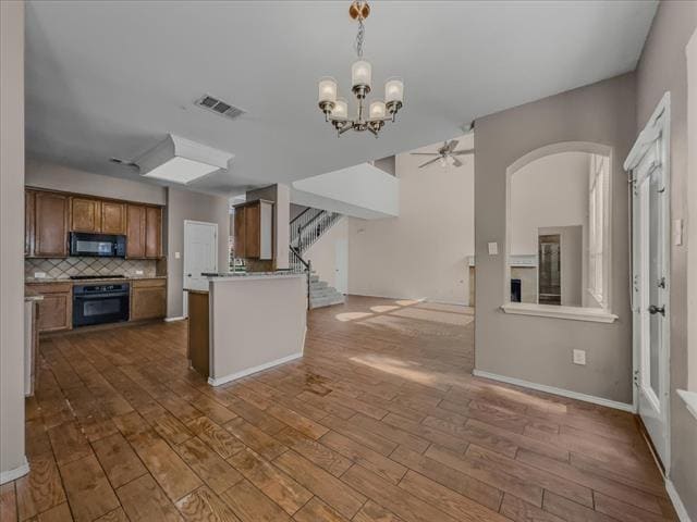 Building Photo - 6 Brairwood Ct