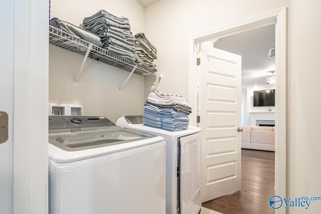 Building Photo - 16308 Trestle St