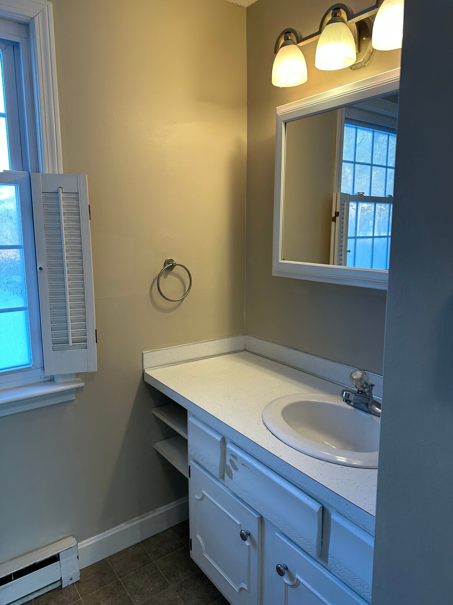 Building Photo - 52 Starboard Dr