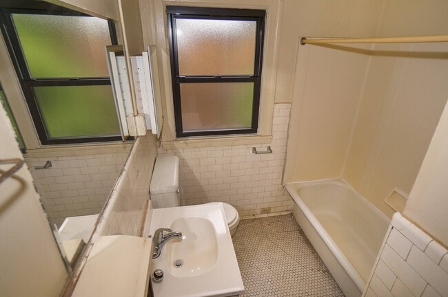 Bathroom - Wellesley Place