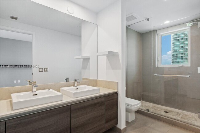 Building Photo - 1080 Brickell Ave