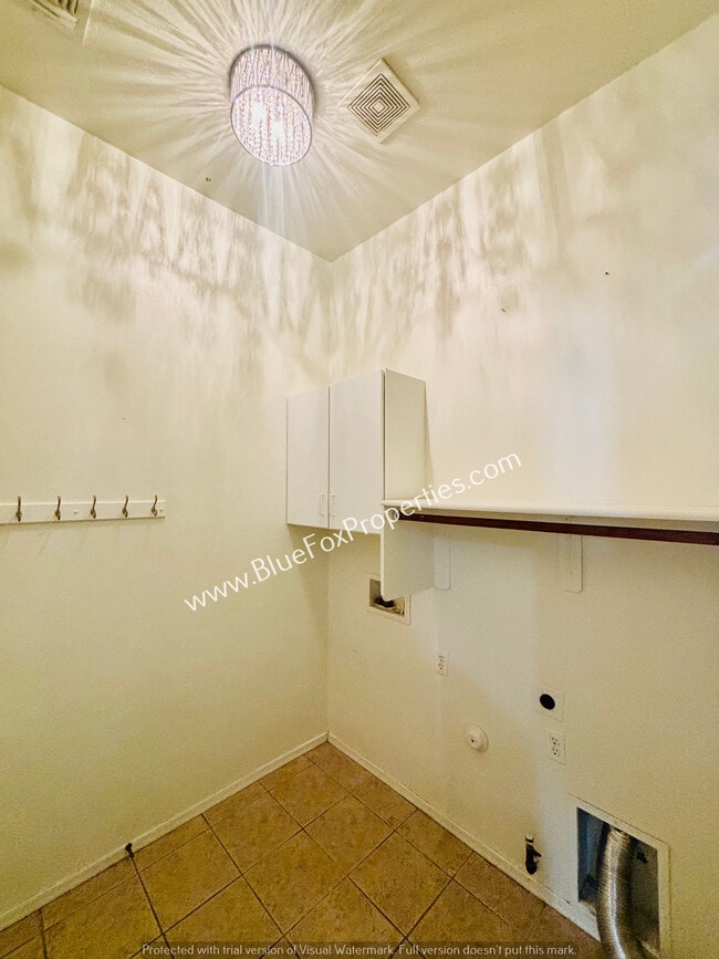 Building Photo - 6505 W Knoll Pines Way