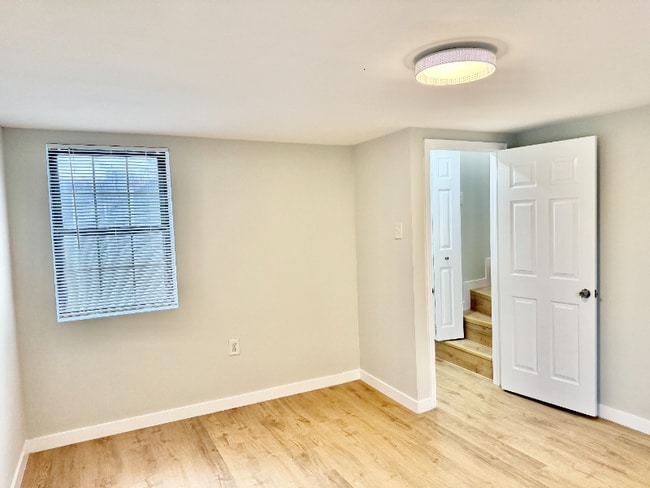 Building Photo - 1005 Frankford Ave