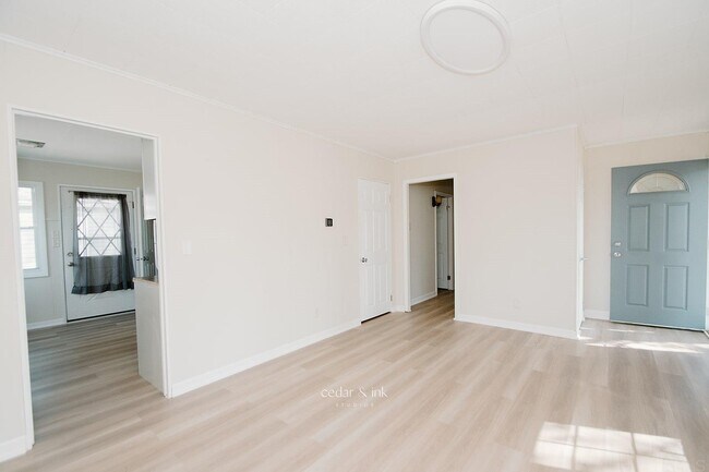 Building Photo - 5024 Southfield Dr