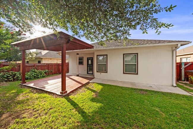 Building Photo - 11101 Liberty Farms Dr