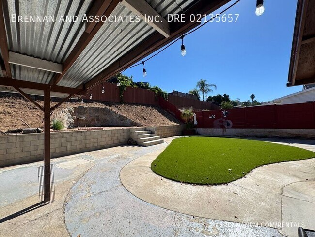 Building Photo - 9125 Heatherdale St