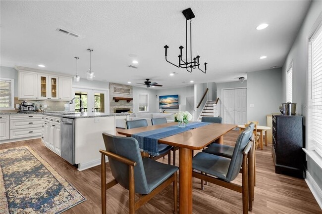 Building Photo - 2026 NW 19th Ln