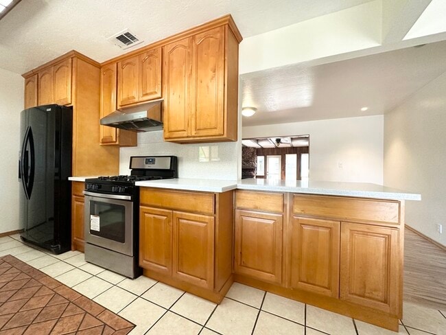 Building Photo - Charming Single-Story Home in Fair Oaks!