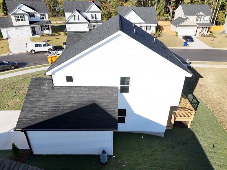 Building Photo - 170 W Saltgrass Ln