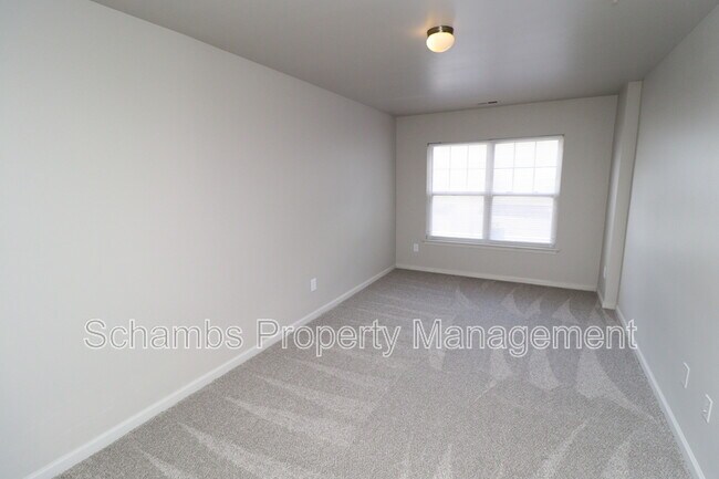Building Photo - 5110 Neuse Commons Ln