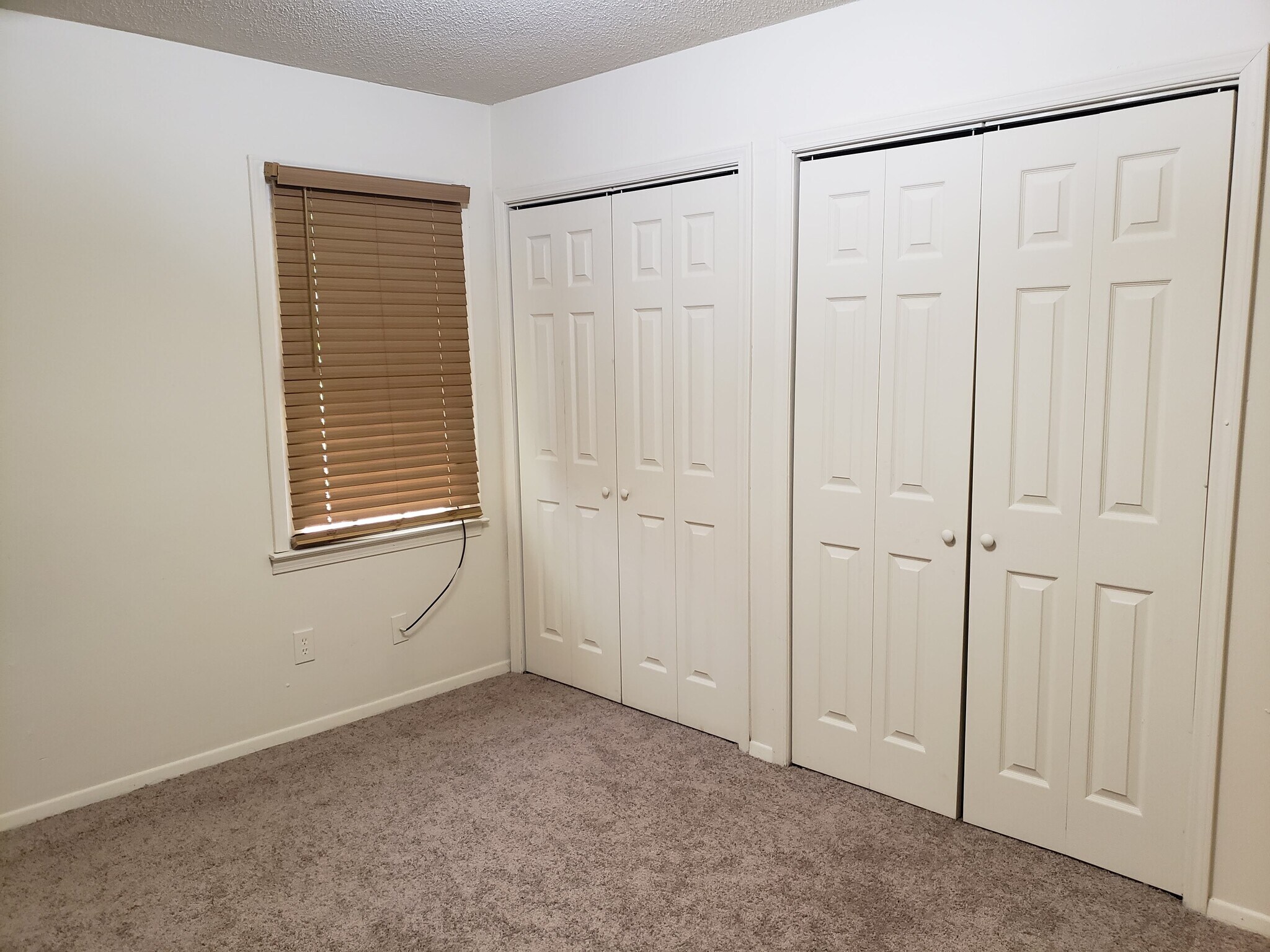 Building Photo - 6 Hallcox St