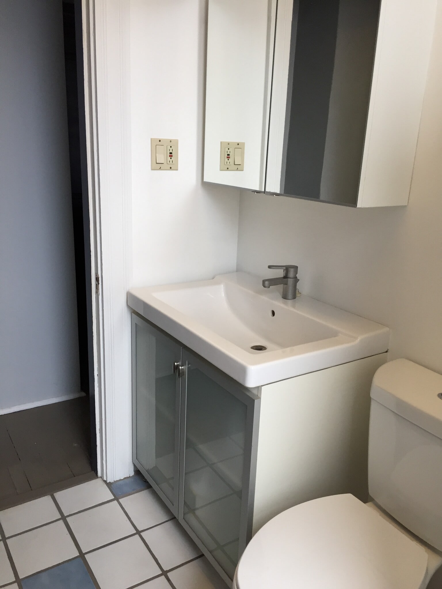 bathroom - 4610 Liberty Ave