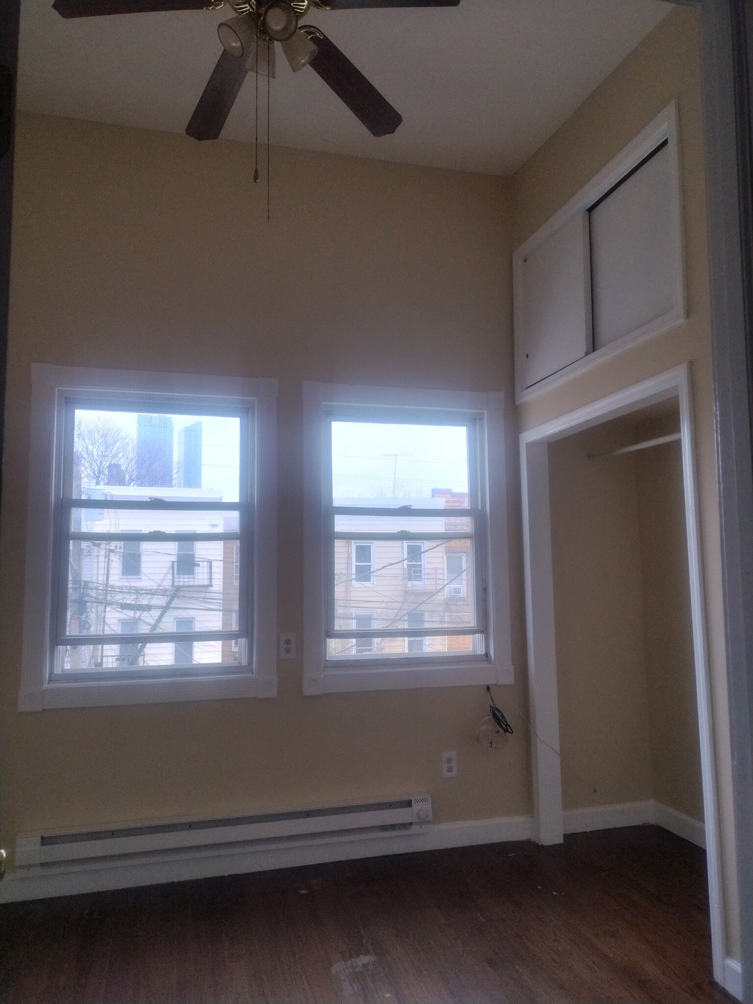 Building Photo - 17 Wallis Ave