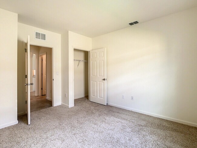 Building Photo - 11036 Pacini Wy
