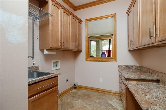 Building Photo - 41 N Ware Rd