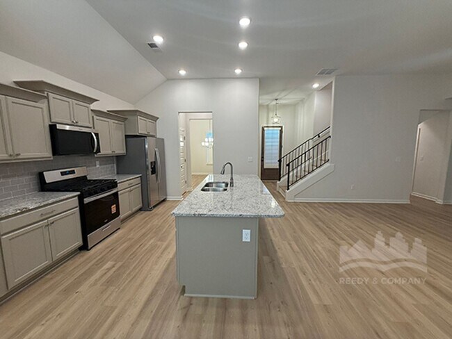 Building Photo - 340 Chestnut Rdg Cv