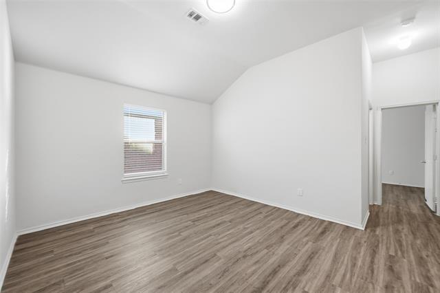 Building Photo - 518 Niagara Falls Dr