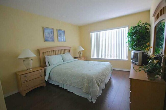 Building Photo - 8848 Grand Palms Cir