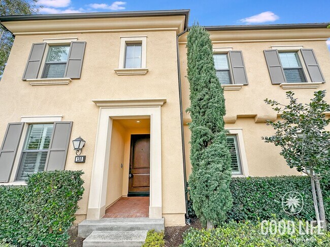 Building Photo - Stunning 3Bd/3.5Ba Home in Irvine w/Large Patio, Modern Design and 2 Master Suites!