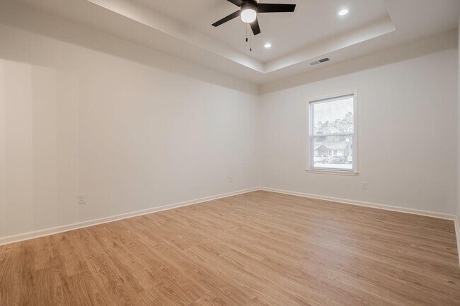 Building Photo - 216 Acie Ave
