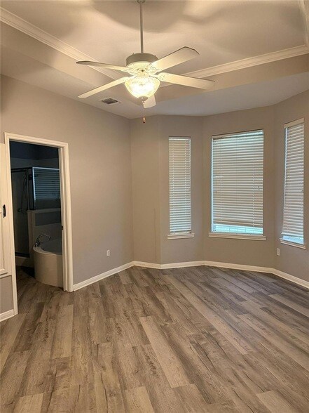 Building Photo - 5600 FM 1466