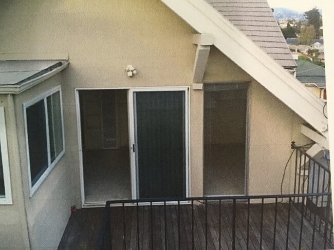 Building Photo - 65 Garland Ave