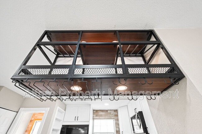 Building Photo - 2578 E Nichols Cir