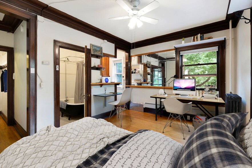 Interior Photo - Ashland Apartments
