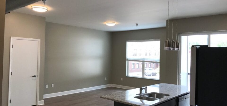 Building Photo - 12 E Carpenter St