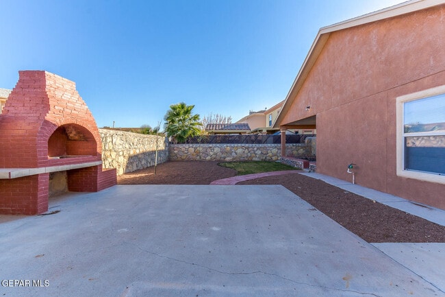 Building Photo - 3132 Tierra Bowles Dr