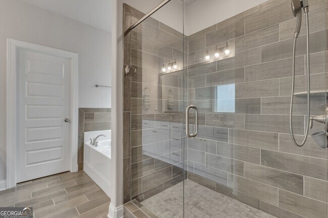 Building Photo - 21 Long Branch Trail