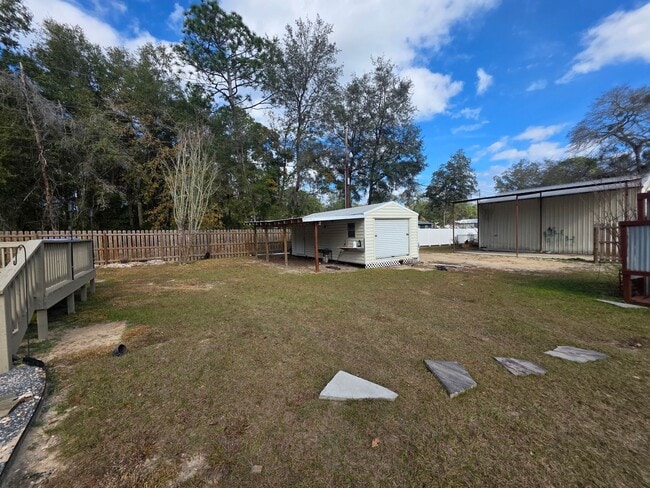 Building Photo - Spacious 5 Bedroom Home with Pool in Crystal Lake Homesites