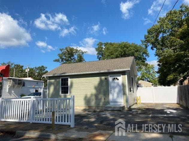 Primary Photo - 14 Belmont Ave