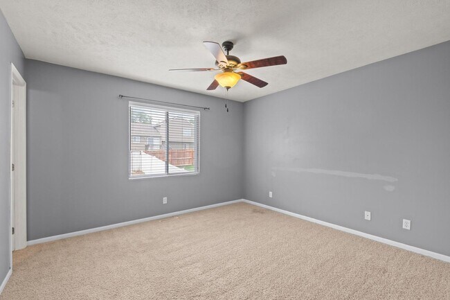 Building Photo - WELCOME HOME!