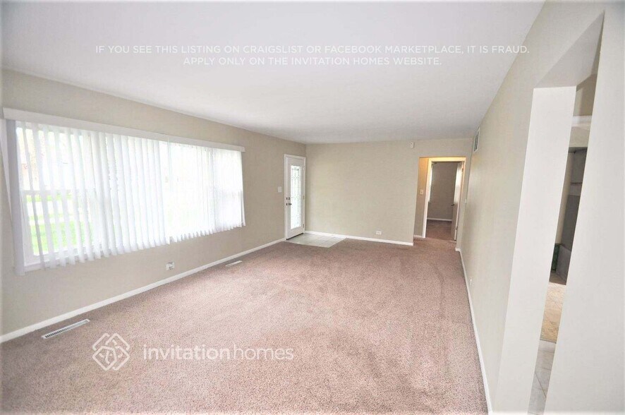 Building Photo - 9705 S 54th Ave