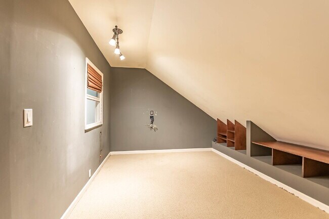 Building Photo - Beautiful home in Fieldstone Farms!