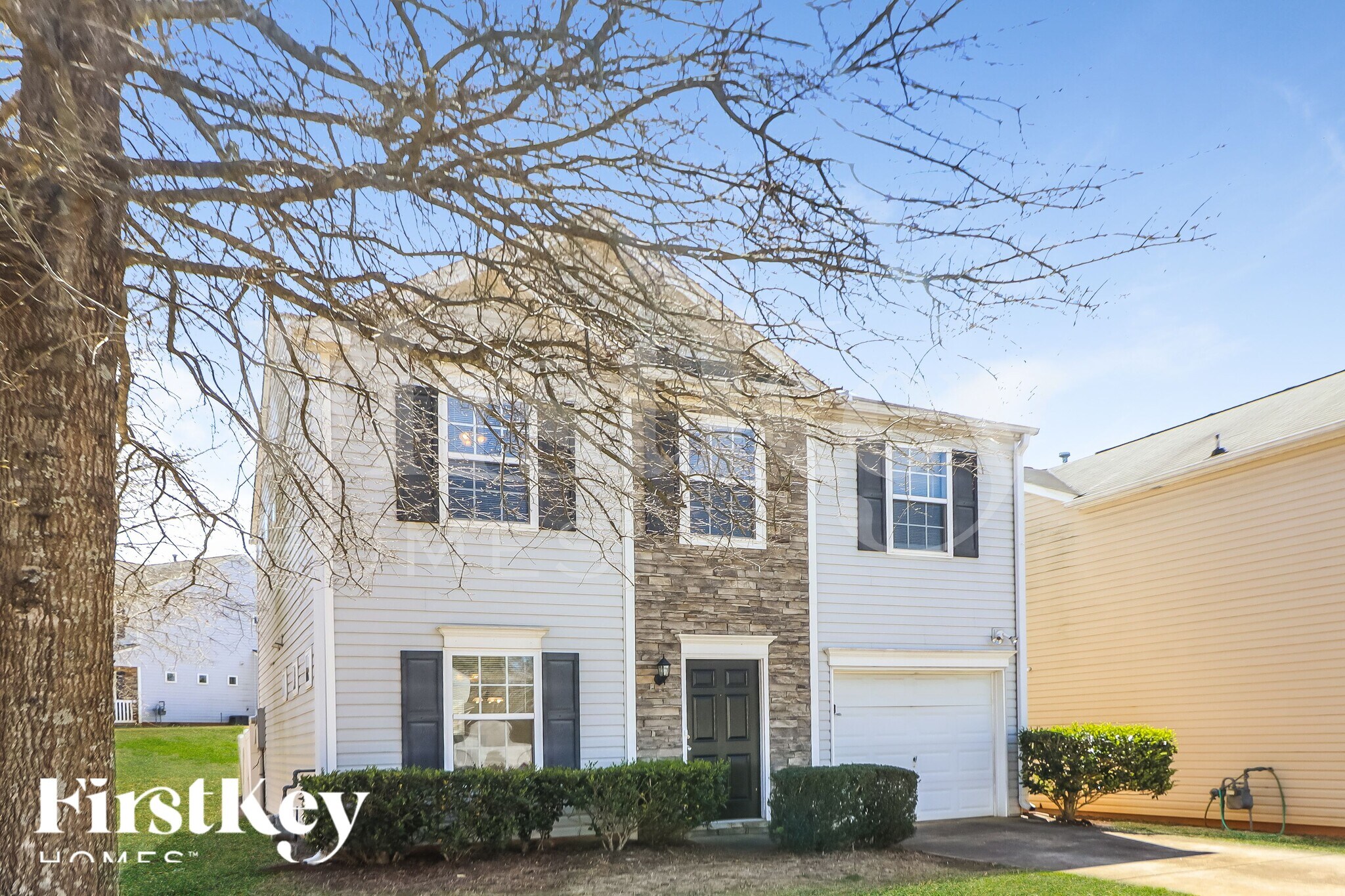 Building Photo - 5220 Sky Ridge Way