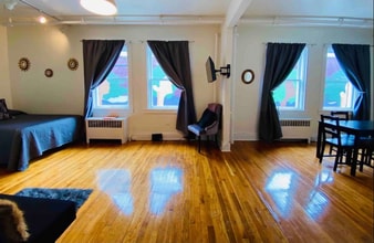 Building Photo - 108 2nd St SW