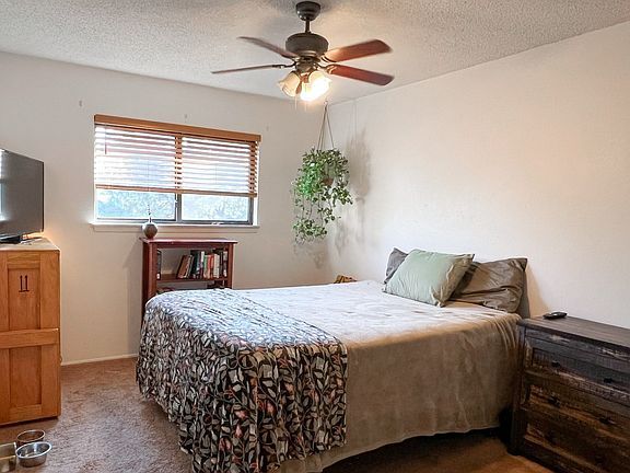 Building Photo - 3055 Trinity Dr