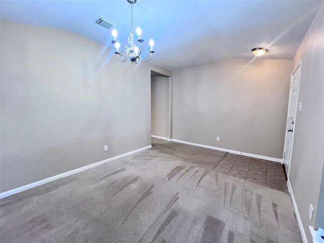 Building Photo - 11750 Pinemeade Ln